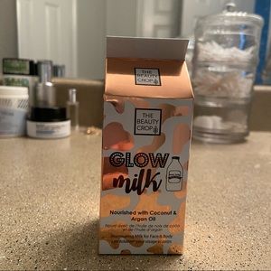 The Beauty Crop Glow Milk Highlighter Blind Date | Vegan | Coconut & Argan Oil